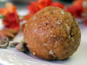 Special Khoya Ladoo 

laddu